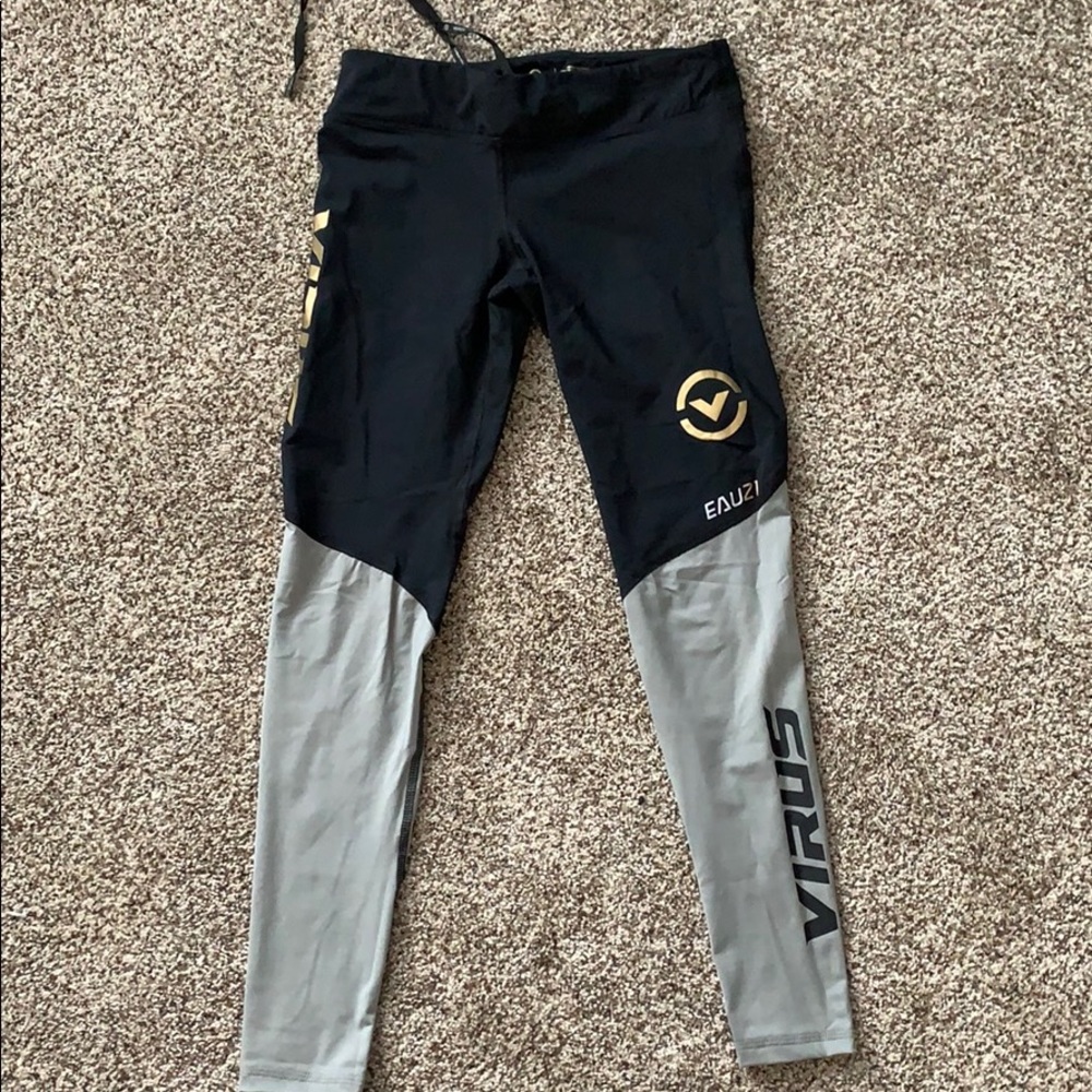 Virus leggings